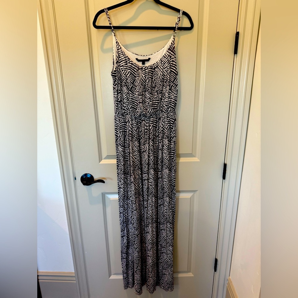 Softest dress you’ll ever wear. Size medium, but will easily fit a 10/12.